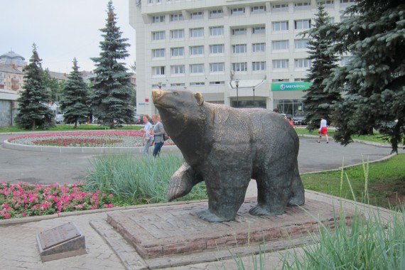 Фотография Памятник «Легенда о пермском медведе» 5