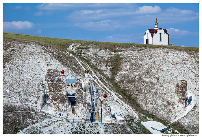 Белогорье пещерный храм