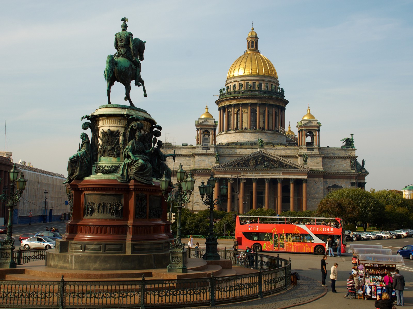 Туры в санкт петербург. Автобусный тур в Санкт-Петербург. Экскурсии в Петербурге летом. Экскурсиях туроператоры Санкт Петербург. Достопримечательности Питера экскурсии.