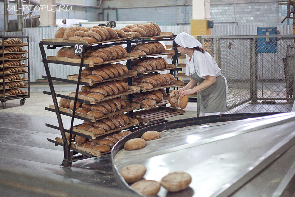 Хлебозавод часы работы. Хлебозавод 1 Махачкала. Хлебозавод 1 Йошкар-Ола. Производители хлеба. Хлебобулочный цех.